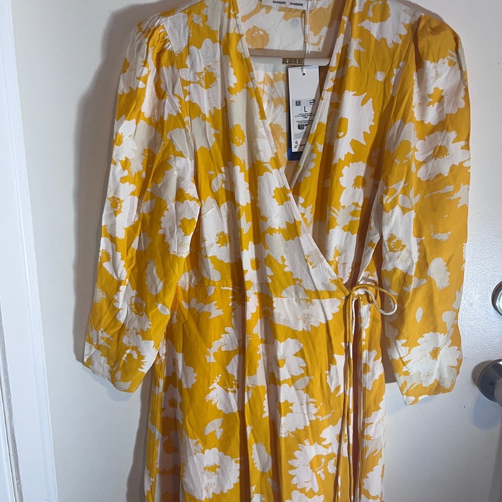 SAMSOE SAMSOE Sunflower Yellow Floral "Janine" Mini Dress Sz L MSRP $210